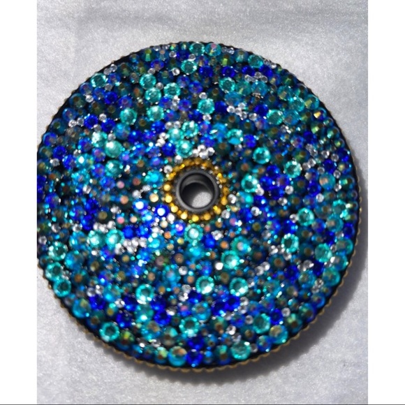 Unalome Lotus 24oz blue/gold rhinestone cup with matching screw top lid w/straw - Picture 7 of 9